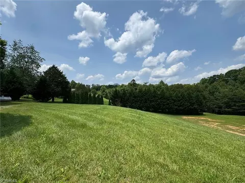 124 Great Pilot Ln, Pinnacle, NC 27043 photo 13