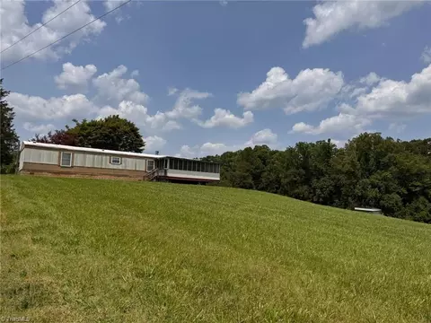124 Great Pilot Ln, Pinnacle, NC 27043 photo 18