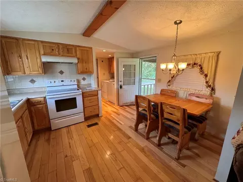 124 Great Pilot Ln, Pinnacle, NC 27043 photo 33