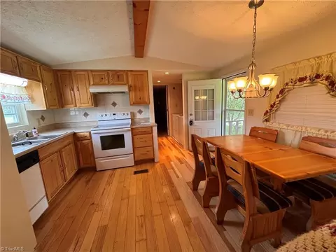 124 Great Pilot Ln, Pinnacle, NC 27043 photo 50