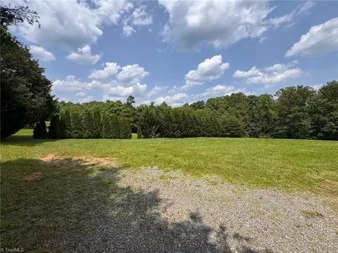 124 Great Pilot Ln, Pinnacle, NC 27043 photo 31