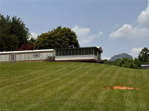 124 Great Pilot Ln, Pinnacle, NC 27043 photo 2