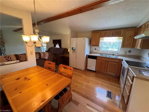 124 Great Pilot Ln, Pinnacle, NC 27043 photo 39