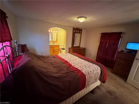 124 Great Pilot Ln, Pinnacle, NC 27043 photo 42