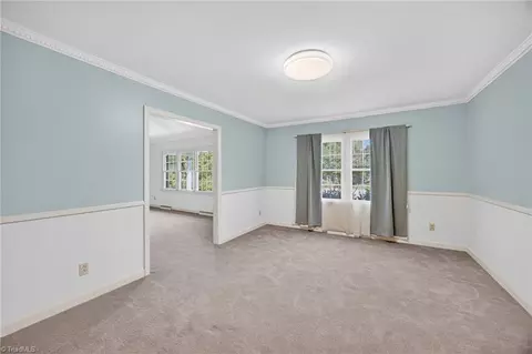 1409 Coventry Rd, High Point, NC 27262 photo 12