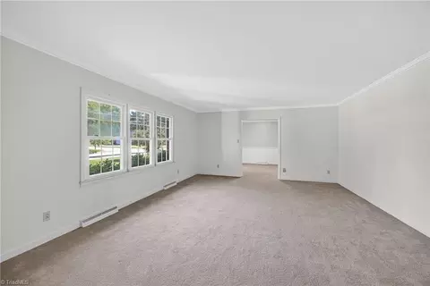 1409 Coventry Rd, High Point, NC 27262 photo 4