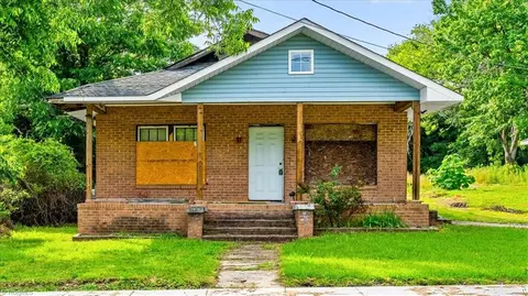 218 Robin Cir, Salisbury, NC 28144
