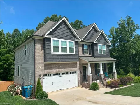 7615 Mary Ellen Ct, Greensboro, NC 27409
