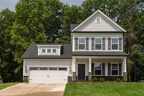 6021 Crestridge Ln #1003, Winston Salem, NC 27105