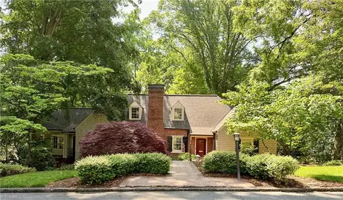 1756 Meadowbrook Dr, Winston Salem, NC 27104