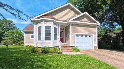314 Market St S, Madison, NC 27025