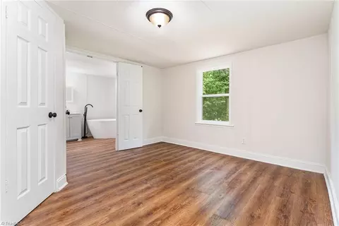 343 Reavis Rd, Harmony, NC 28634 photo 9