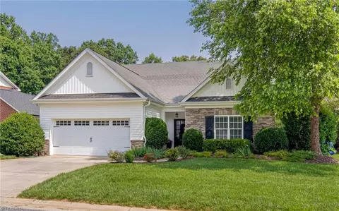 125 Valencia Ln, Winston Salem, NC 27106