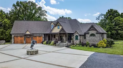 2643 Nc Highway 801, Mocksville, NC 27028