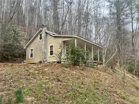 8253 Old Nc Highway 16 N, Millers Creek, NC 28651