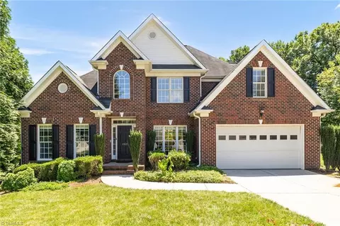 1905 Overshoot Ct, Greensboro, NC 27455