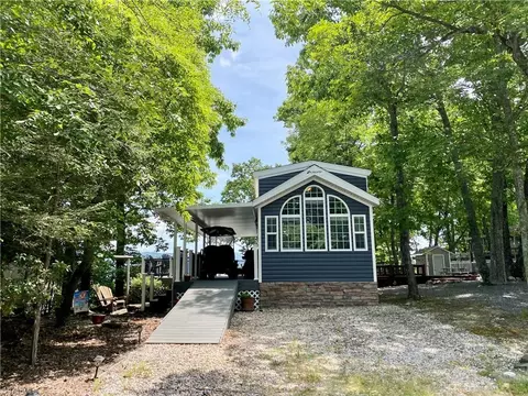 292 Dogwood Cir, Traphill, NC 28685