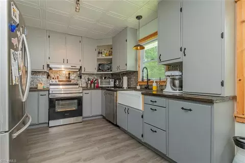 Kitchen - 704 Summit Rd, High Point, NC 27265 photo 3 of 6