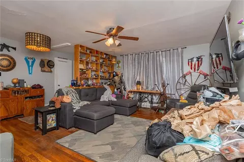 Living - 704 Summit Rd, High Point, NC 27265 photo 1 of 1