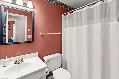 Bath - 118 Maple Ln, King, NC 27021 photo 2 of 2