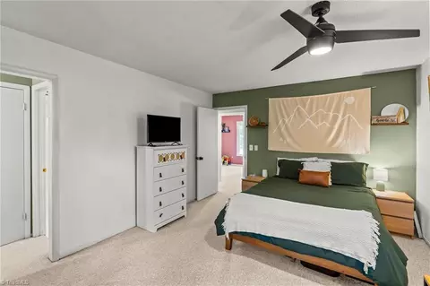 Bedroom - 118 Maple Ln, King, NC 27021 photo 2 of 6