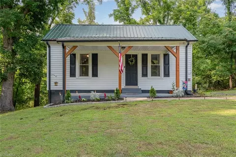 1315 First St, Eden, NC 27288