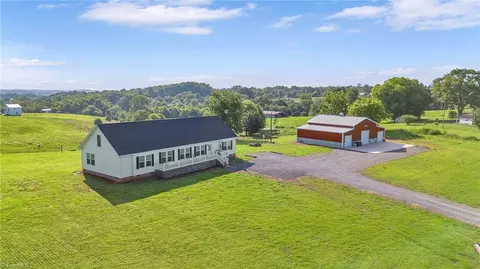 214 Mining Ridge Church Rd, Elkin, NC 28621