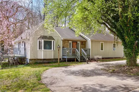 212 Old Mill Rd, High Point, NC 27265 photo 1