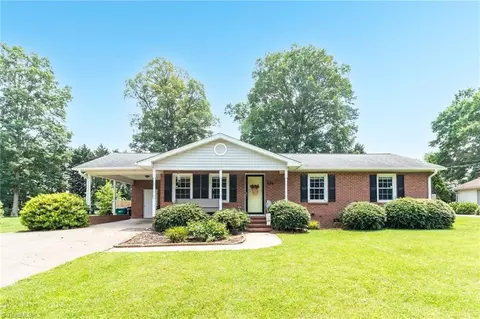 684 Angus St, Rural Hall, NC 27045