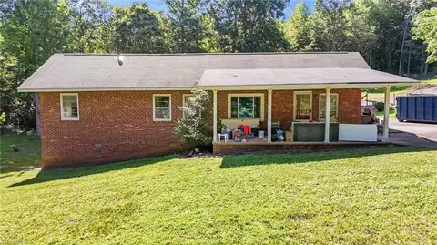 6172 Chaucer Trl, Pleasant Garden, NC 27313