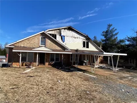 1020 Klondike Rd, State Road, NC 28676