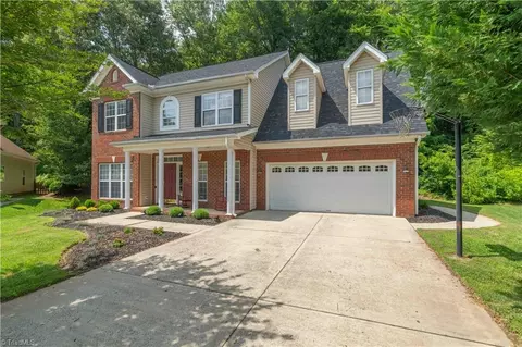 240 Valencia Cir, Winston Salem, NC 27106