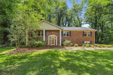 1151 Cypress Cir, Winston Salem, NC 27106