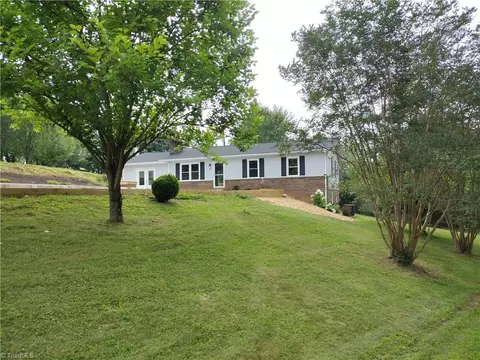 251 Marshall Farm Rd, Mount Airy, NC 27030