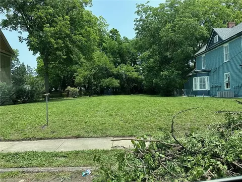 306 Oakwood St, High Point, NC 27262