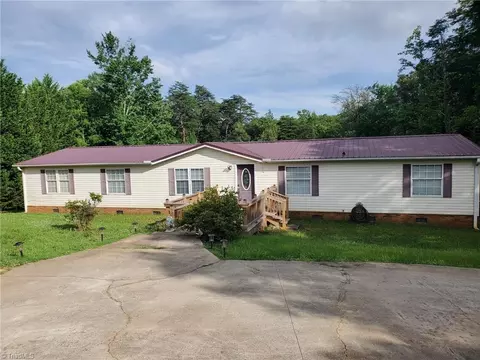 3947 S Nc Highway 8, Walnut Cove, NC 27052