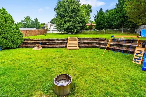 3913 Waldon Ct, High Point, NC 27265 photo 30