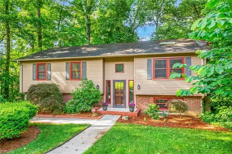 3228 Valley Rd, Winston Salem, NC 27106