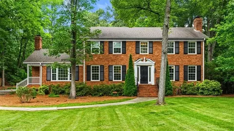 1904 Hobbs Rd, Greensboro, NC 27410