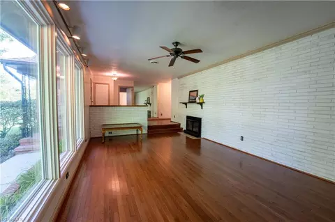 300 Pine Ridge Dr, High Point, NC 27262 photo 5