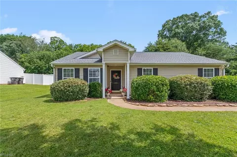 3621 Evanston Way, Winston Salem, NC 27107
