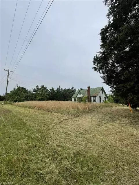 6154 Nc Highway 86, Yanceyville, NC 27379