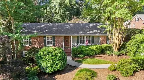 1603 Ilchester Ct, Greensboro, NC 27408