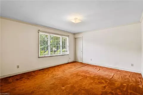 1118 Tangle Ln, High Point, NC 27265 photo 10