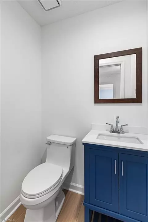 Bath - 1509 Heathcliff Rd, High Point, NC 27262 photo 1 of 7