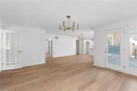 Living - 1509 Heathcliff Rd, High Point, NC 27262 photo 3 of 4