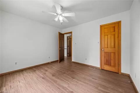 Bedroom - 1342 Bescher Chapel Rd, Trinity, NC 27370 photo 2 of 4