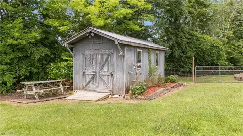 Exterior - 1342 Bescher Chapel Rd, Trinity, NC 27370 photo 12 of 15
