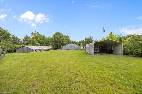 Exterior - 1342 Bescher Chapel Rd, Trinity, NC 27370 photo 10 of 15