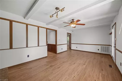 Living - 1342 Bescher Chapel Rd, Trinity, NC 27370 photo 2 of 6